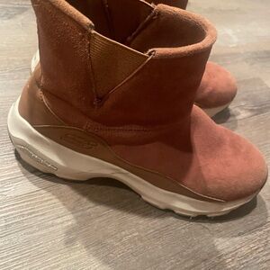 Skechers Women's Brown Winter Boots